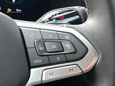 VW Passat Variant Business (2025) - Photo 11