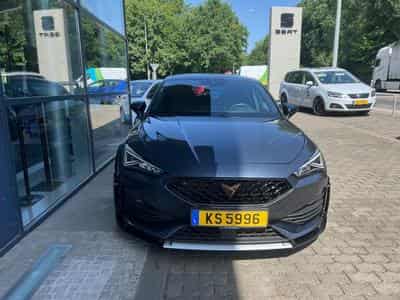 Cupra Leon 2.0 TSI JE design 400 DSG7 (2023) - Photo 2