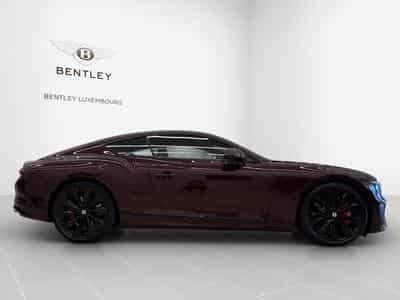 Bentley Continental GT Black Edition (2025) - Photo 5