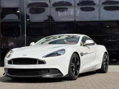 Aston-Martin Vanquish S Serie limitée "PEARL" (2018) - Photo 1