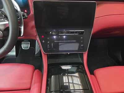 Maserati Grecale Modena 2.0 Turbo MHEV AWD / Essence (2023) - Photo 13