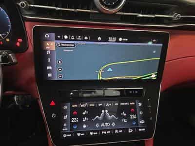 Maserati Grecale Modena 2.0 Turbo MHEV AWD / Essence (2023) - Photo 15