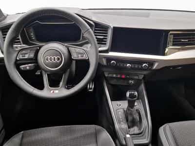 Audi A1 Sportback S line (2025) - Photo 10