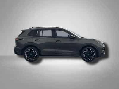 VW Tiguan R-Line 1,5 l eTSI 7-Gang-Doppelkupplungsgetriebe DSG (2025) - Photo 6