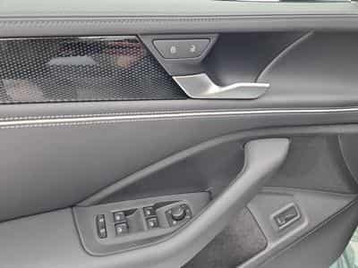 VW Passat Variant 2.0 TDI 110 kW Business (2025) - Photo 10