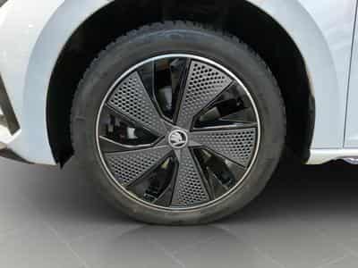 Skoda Scala Monte-Carlo+DSG+Pano+LED (2025) - Photo 9
