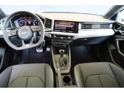 Audi A1 Advanced (2025) - Photo 2