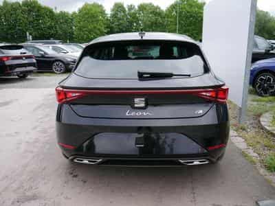 Seat Leon FR 2.0 TDI DSG (2025) - Photo 2
