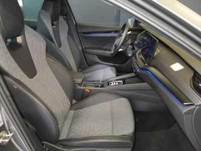 Skoda Octavia Sportline (2024) - Photo 4