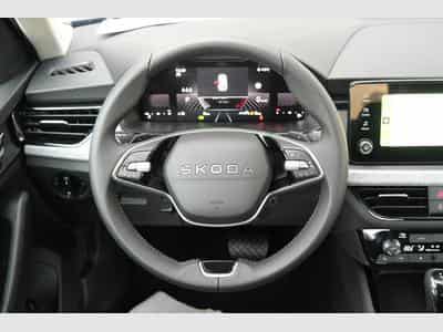 Skoda Kamiq 1.0 TSI DSG (2025) - Photo 12