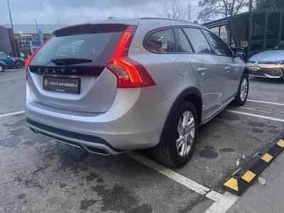 Volvo V60 vente privé (2018) - Photo 6