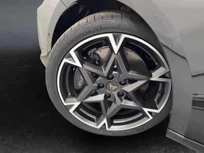 Cupra Leon VZ (2025) - Photo 9