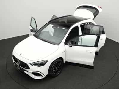 Mercedes GLA 35 AMG 4MATIC Multi+Pano+360°+Night+Burm (2024) - Photo 12