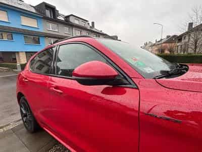 Alfa-Romeo Stelvio Veloce (2022) - Photo 6