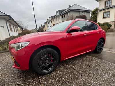 Alfa-Romeo Stelvio Veloce (2022) - Photo 8