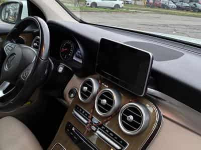 Mercedes GLC 250 (2016) - Photo 8