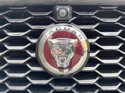 Jaguar E-Pace 250P R-Design (2018) - Photo 6