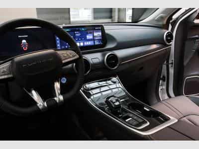 Forthing T5 EVO 1.5 HEV FULL HYBRID (2026) - Photo 8