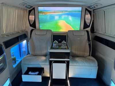 Mercedes Vito Vito VIP CDI extra-long (2023) - Photo 6