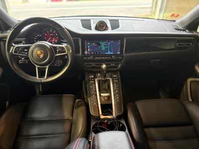 Porsche Macan GTS (2021) - Photo 9