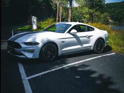 Ford Mustang Mustang GT 5.0 / V8 449 ch / Carnet (2023) - Photo 2