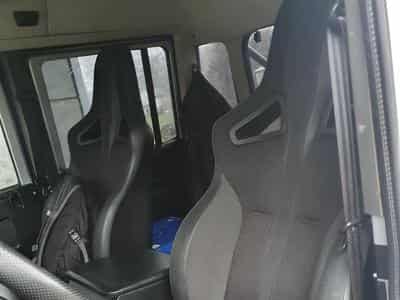Land-Rover Defender 110 TD5 (2005) - Photo 10