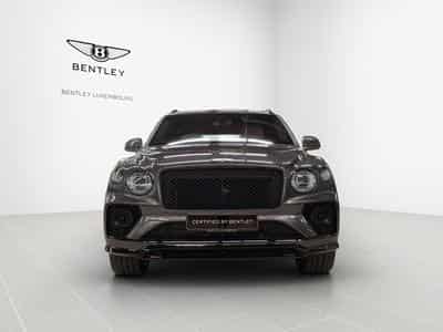 Bentley Bentayga V8 Azure (2023) - Photo 7