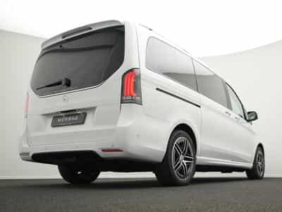 Mercedes V d 4MATIC Avantgarde lang (2024) - Photo 9