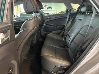 Hyundai Tucson Premium 4WD (2016) - Photo 13