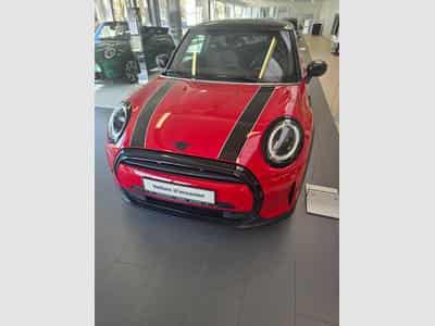 Mini Cooper Cooper 136 (2024) - Photo 1