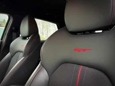 Kia ProCeed GT 1.6T-GDi 204 DCT (2023) - Photo 13