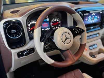 Mercedes Vito Tourer CDI extra-long L3 VIP (2025) - Photo 6