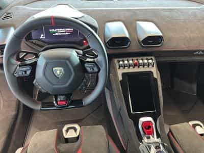 Lamborghini Huracán Sterrato (2024) - Photo 8