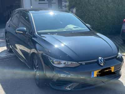 VW Golf R (2024) - Photo 1