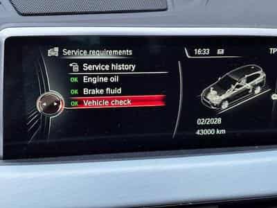 BMW X1 sDrive16d SUV (2016) - Photo 11