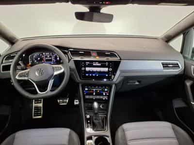 VW Touran Highline R-Line 1.5 TSI 7-Gang-DSG (2026) - Photo 11