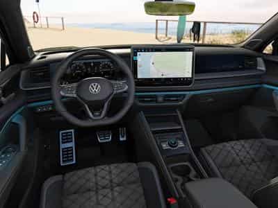VW Tayron R-Line 2.0 TSI 7-Gang-DSG 4MOTION (2025) - Photo 6