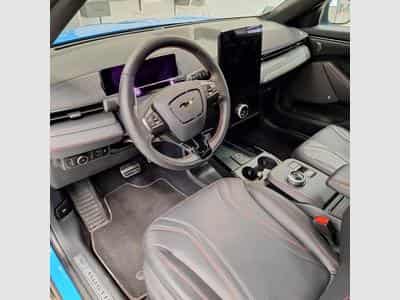 Ford Mustang Mach-E 99KWH EXT. RANGE PREMIUM RWD (2024) - Photo 4