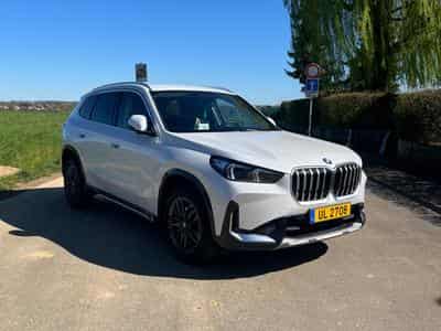 BMW X1 sDrive18i (2025) - Photo 3