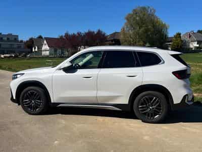 BMW X1 sDrive18i (2025) - Photo 4