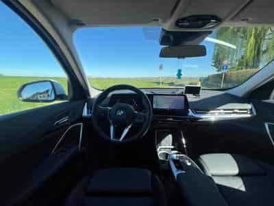 BMW X1 sDrive18i (2025) - Photo 12