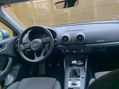 Audi A3 Sportsback (2018) - Photo 6