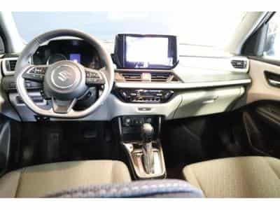 Suzuki Swift GL+ (2026) - Photo 2
