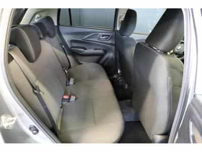 Suzuki Swift GL+ (2026) - Photo 8