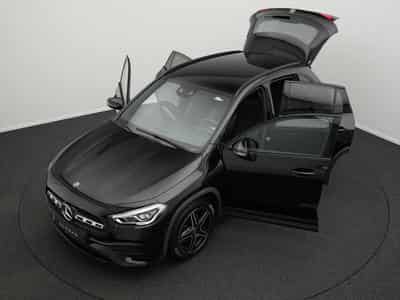 Mercedes GLA 180 AMG-Line LED+Kamera+Night+AHK+19" (2020) - Photo 12