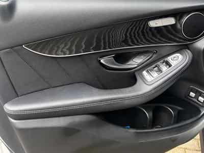 Mercedes GLC 250 AMG 4 MATIC (2019) - Photo 11