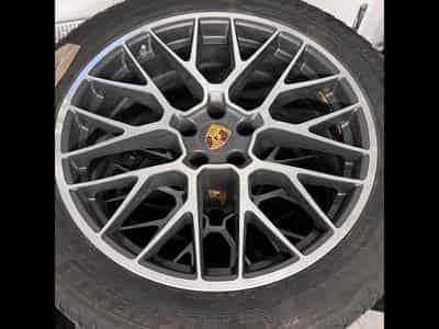 Porsche Macan Turbo (2014) - Photo 14