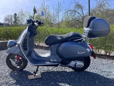 Vespa GTV 300 Sei Giorni Grigio - II Edition (2020) - Photo 2