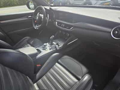 Alfa-Romeo Stelvio VELOCE 2.2 210 CV Q4 (2021) - Photo 10