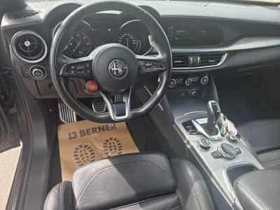 Alfa-Romeo Stelvio VELOCE 2.2 210 CV Q4 (2021) - Photo 6